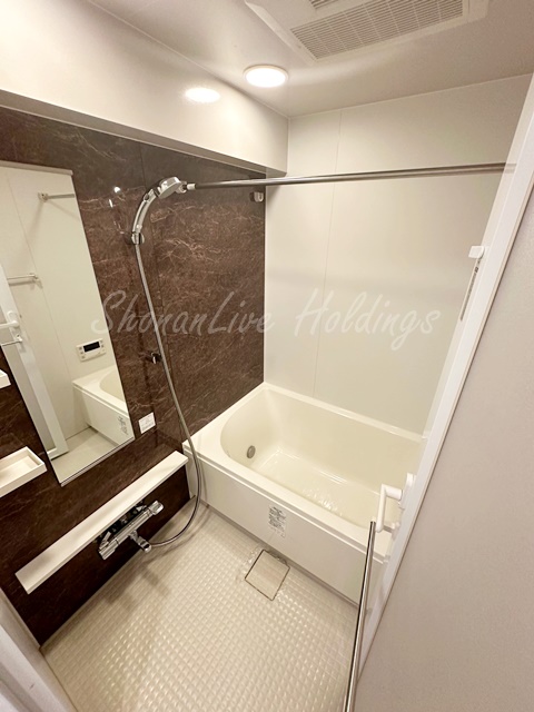 バス・シャワールーム　浴室乾燥機付き