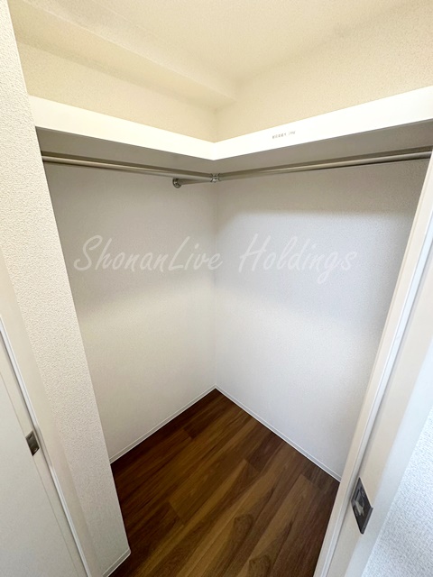 収納　ハンガーラック付きで楽々収納♪