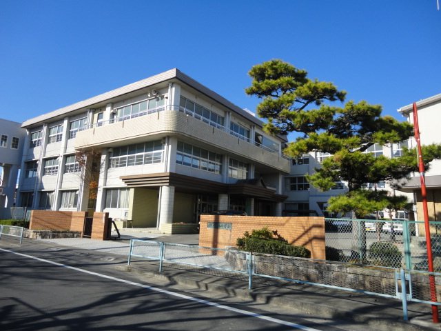 その他　岐阜市立鶉小学校（その他）まで1136m