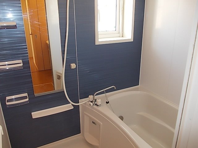 バス・シャワールーム　お風呂で日々の疲れを落としましょう