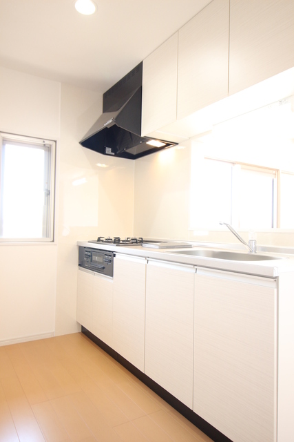 キッチン　家族との会話が弾む対面キッチン♪