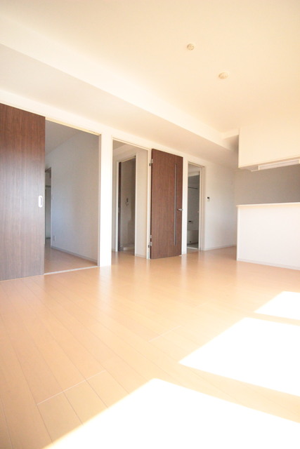 居室・リビング　５０５号参考写真