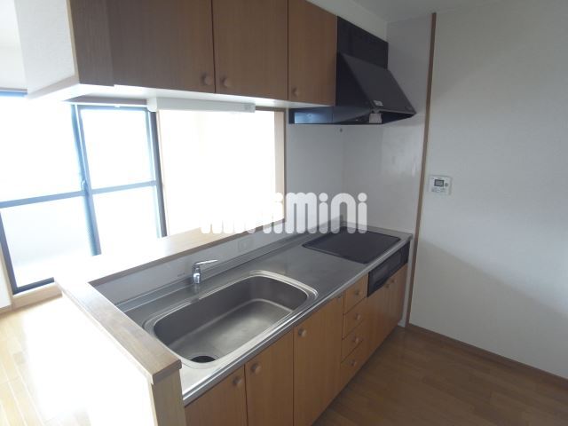 キッチン　電気コンロ