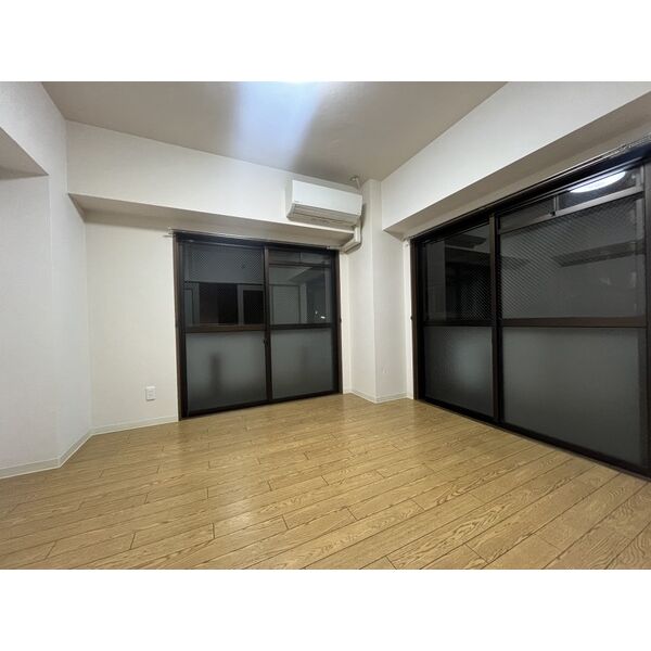 居室・リビング　※写真は同じマンションの違う部屋のものになります。