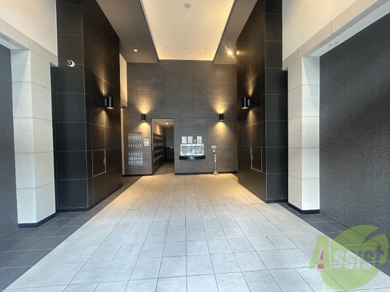 エントランス　エントランスまだまだとっても綺麗です