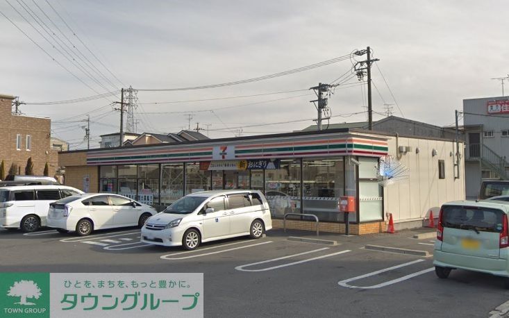 コンビニ　セブンイレブン名古屋草平町店（コンビニ）まで120m