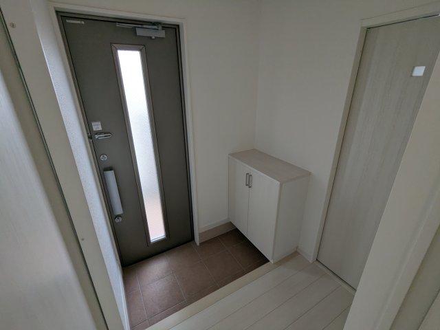 玄関　港区善進町戸建