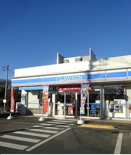 コンビニ　ローソン（コンビニ）まで750m