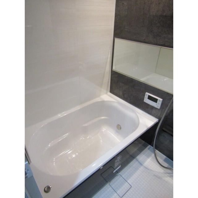 バス・シャワールーム　バスルーム