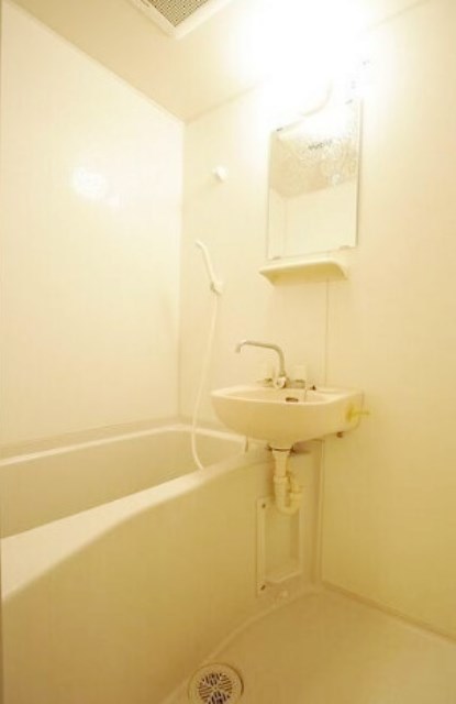 バス・シャワールーム　別部屋同仕様タイプ