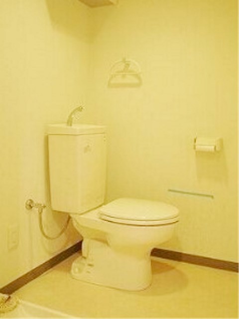 トイレ　別部屋同仕様タイプ