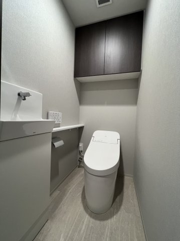 トイレ　他号室　参考写真