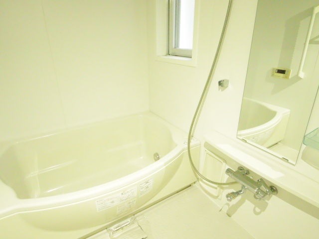 バス・シャワールーム　※別室の参考写真の為、現況優先です。