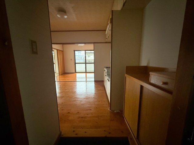 玄関　丸幸マンション★浦添市当山エリア