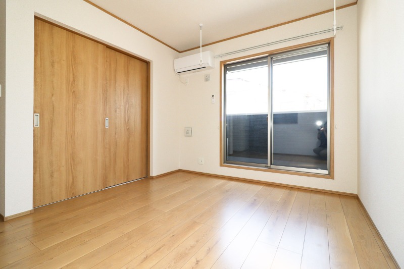 居室・リビング　図面と現状に相違がある場合には現状を優先