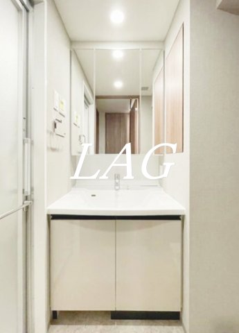 洗面設備　洗面台です。