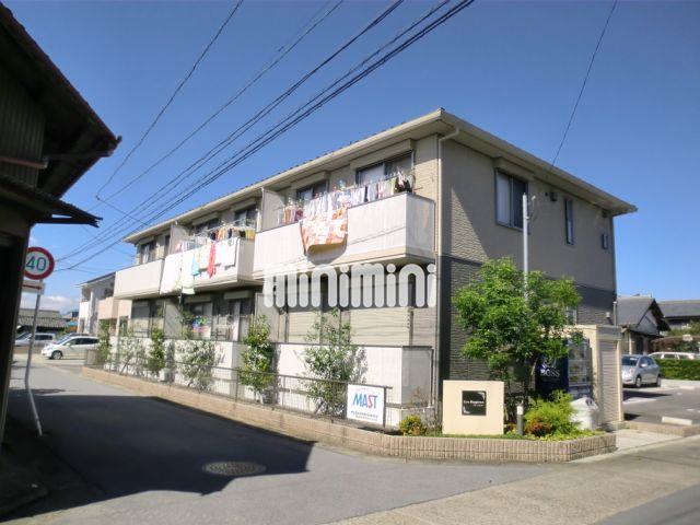 建物外観　ツートンカラー仕様のお洒落な外観。
