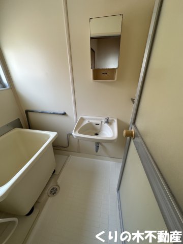 洗面設備　洗面所です