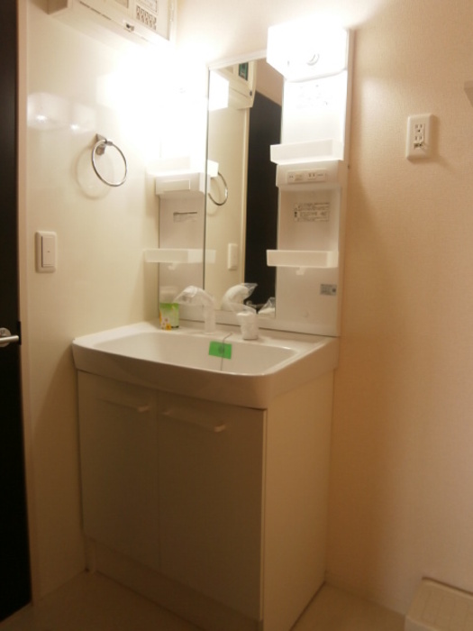 洗面設備　洗髪洗面化粧台