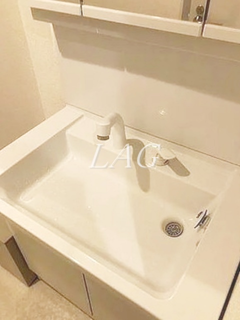 洗面設備　洗面台です。