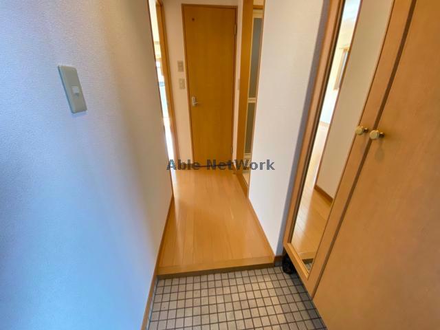 玄関　同型タイプ　現況優先