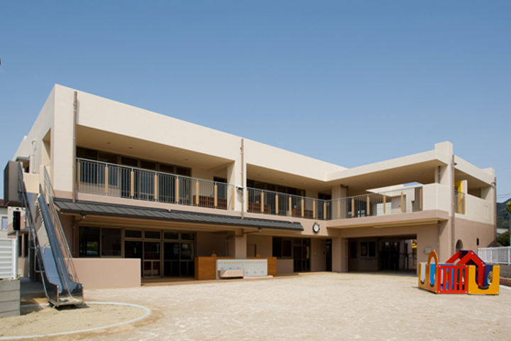 幼稚園・保育園　新栄ひまわり保育園（幼稚園・保育園）まで738m