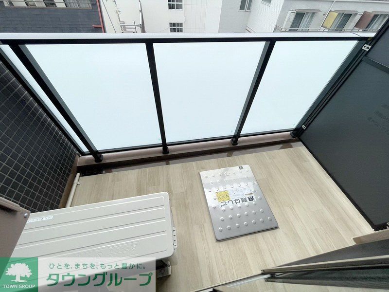 バルコニー　バルコニー