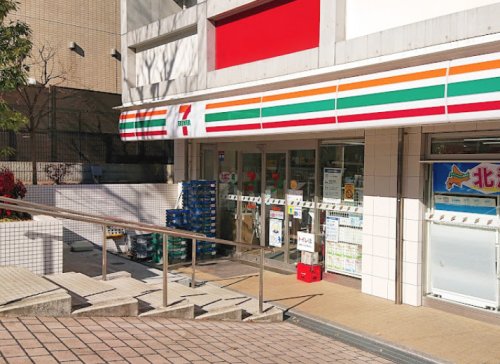 コンビニ　セブン-イレブン 西早稲田2丁目店（コンビニ）まで1512m