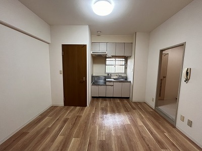 居室・リビング　ゆったり過ごせる居間です