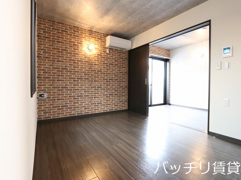 居室・リビング　画像は同タイプの為、現況を優先いたします。