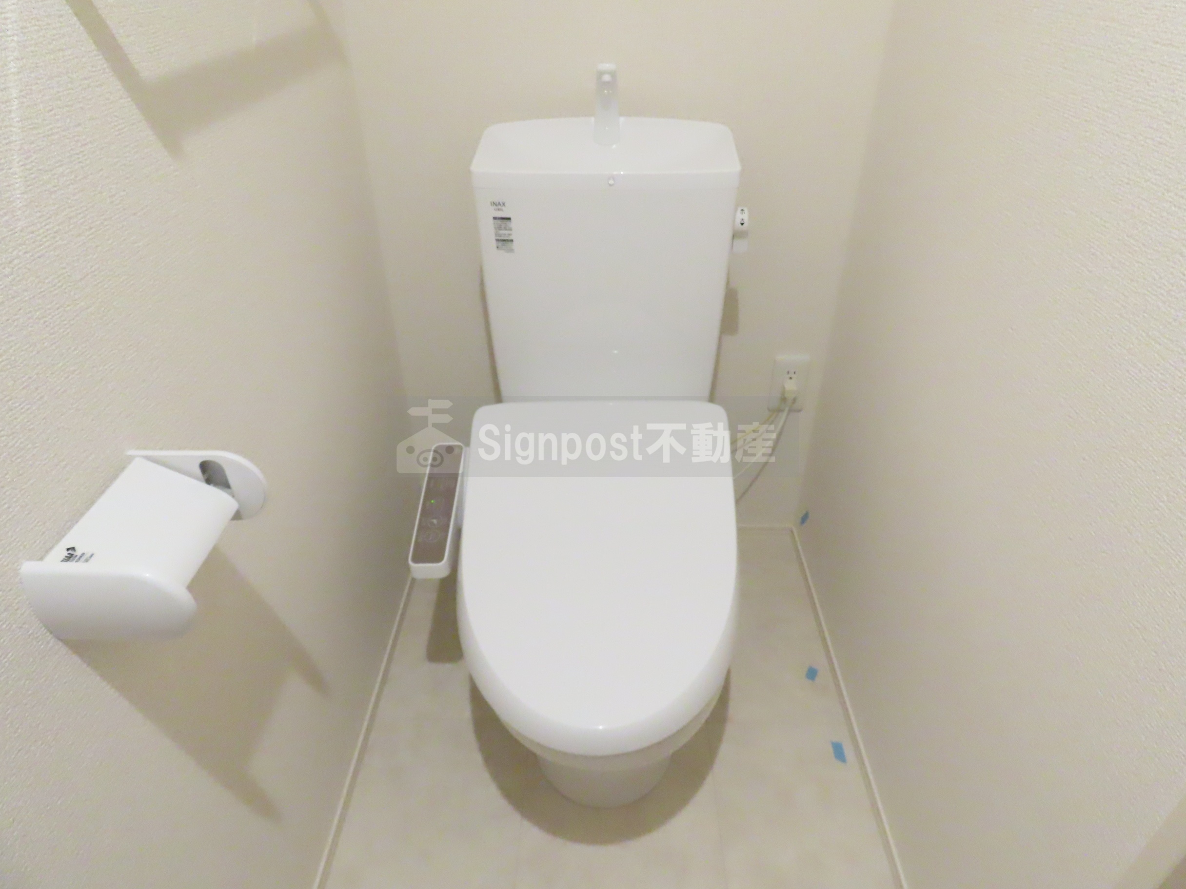 トイレ　※反転間取りのお部屋の写真です