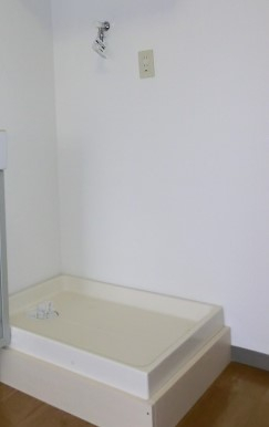その他設備　洗濯機置場