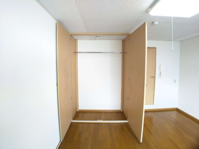 収納　豊富な収納スペース