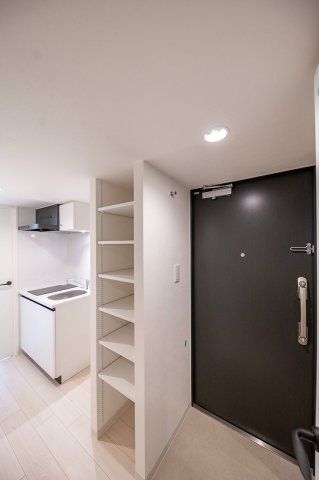 玄関　COCOCUBE南大塚　豊島区南大塚2