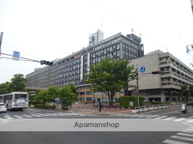 役所　岡山県庁（役所）まで363m