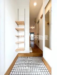 玄関　シンプルで使いやすい玄関です