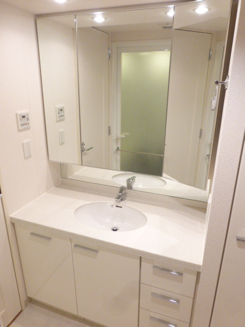 洗面設備　別部屋参考写真