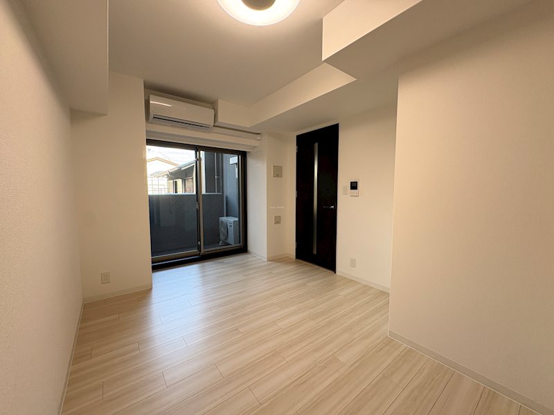 居室・リビング　※別部屋の写真です