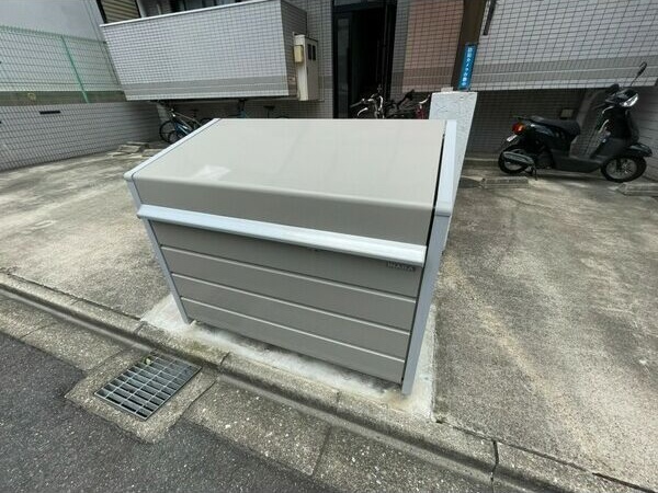 その他設備　専用ごみ置場
