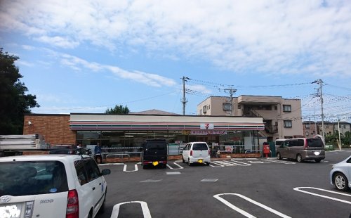 コンビニ　セブンイレブン 朝霞浜崎4丁目店（コンビニ）まで834m