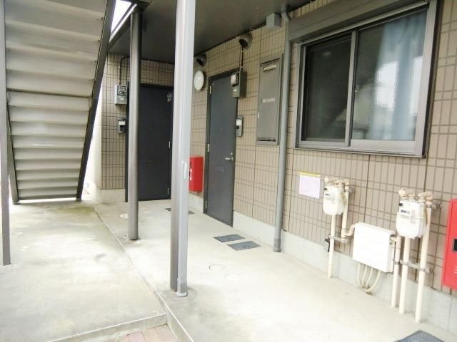 エントランス　キレイなエントランス