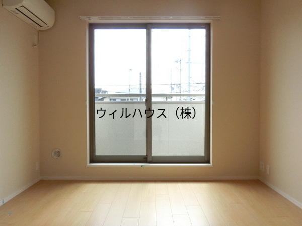 居室・リビング　エアコン付き！
