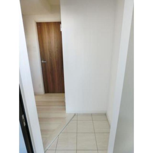 玄関　※写真は同タイプ住戸です。
