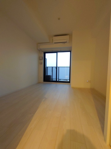 居室・リビング　広々とした明るいお部屋！