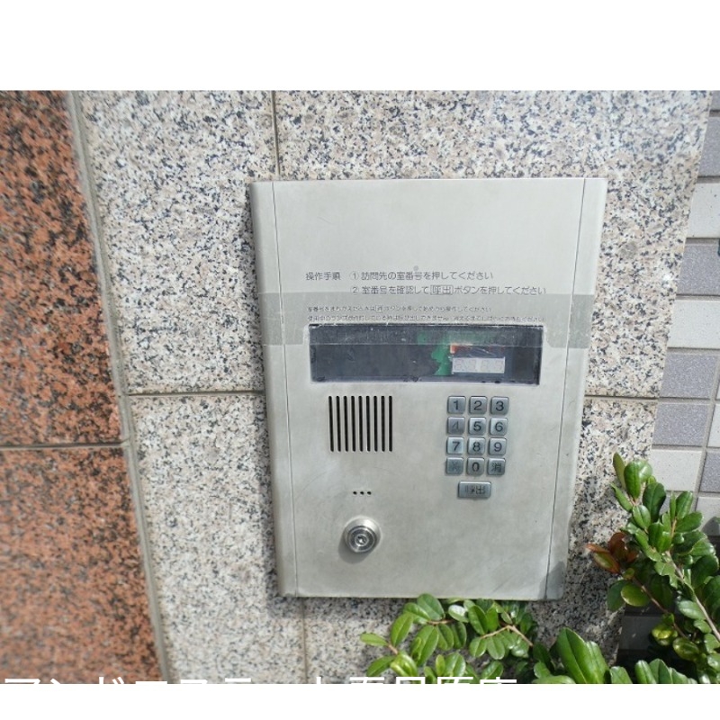 セキュリティ　オートロック付き