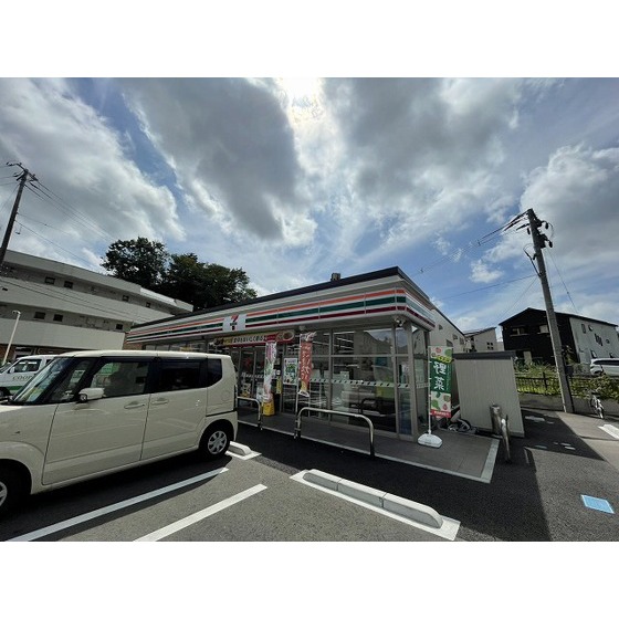 コンビニ　セブンイレブン仙台荒巻神明町店（コンビニ）まで80m