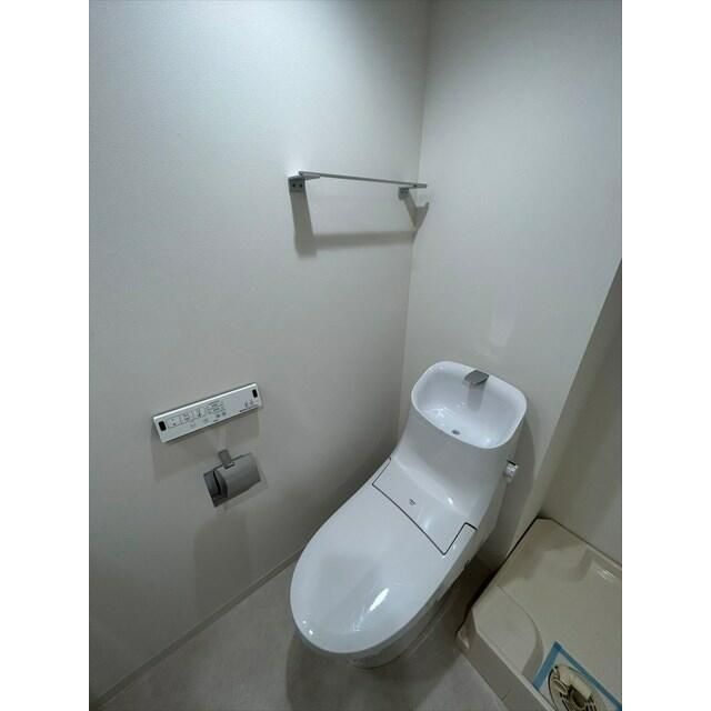 トイレ　落ち着いたトイレです