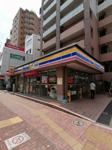 コンビニ　ミニストップ 志村坂上駅前店（コンビニ）まで1m