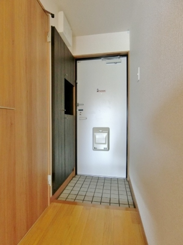 玄関　図面と現状に相違がある場合には現状を優先