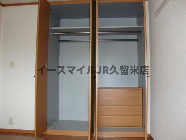 収納　たっぷりとした収納スペースです